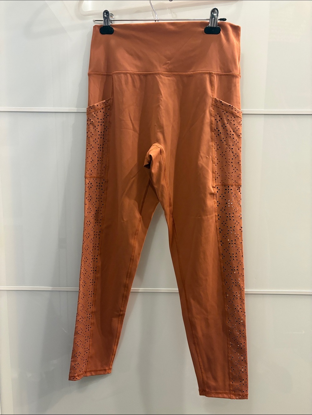 Aerie High-Waist Rust Orange Performance Leggings with Side Mesh Panels